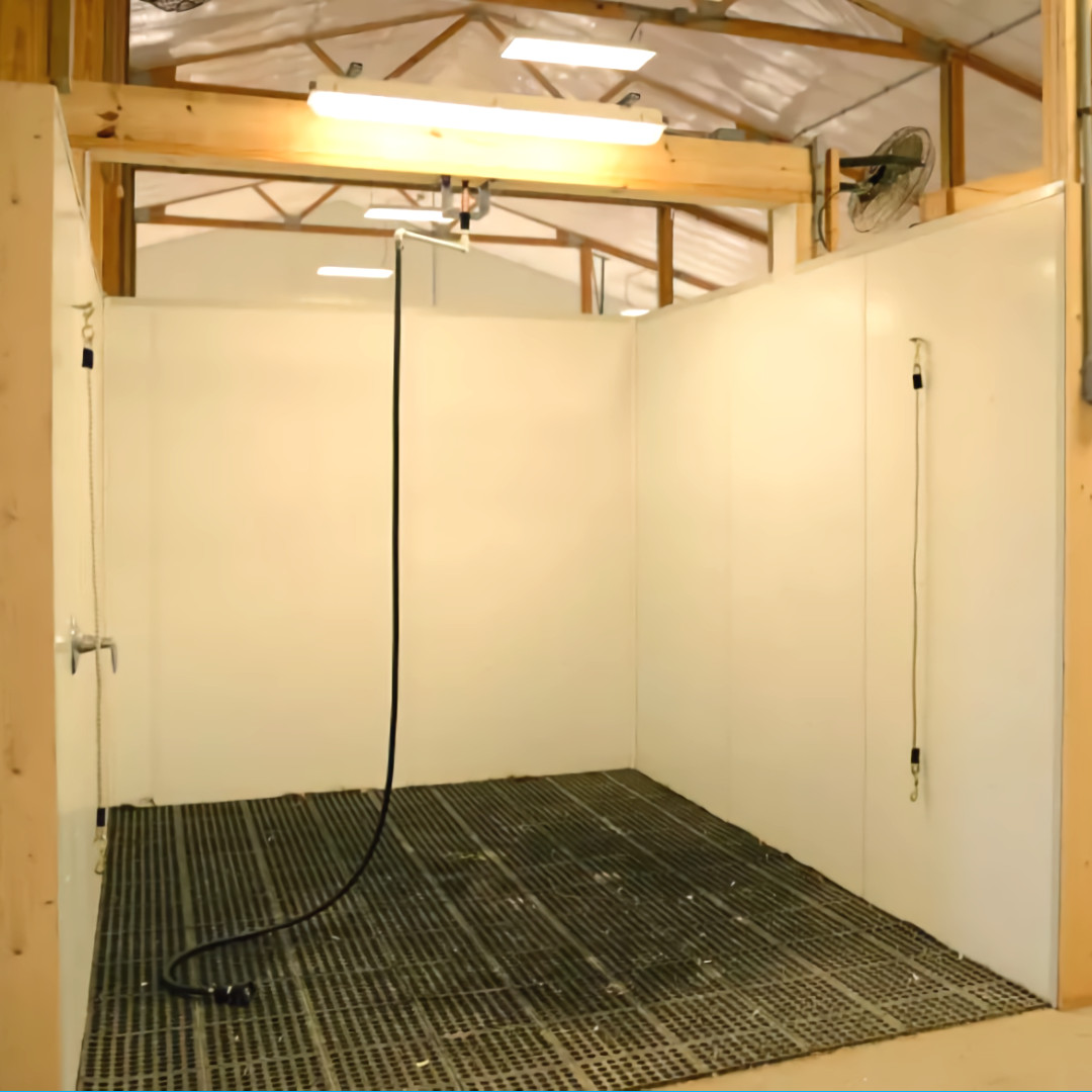 Hollow Rubber Horse Wash Bay Mats | Equifloor UK